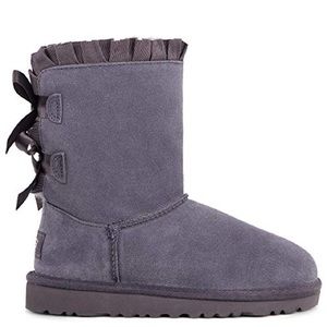 Bailey Bow uggs!